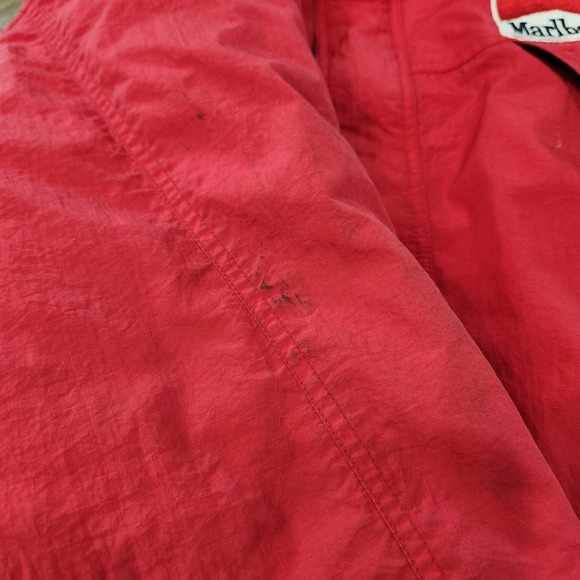 VTG 90s Marlboro Red Country Store Red Down Jacket Coat Logo Patch Size Medium - Picture 9 of 16